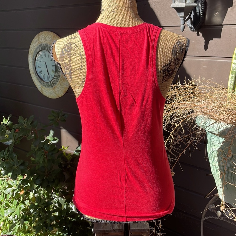 Victoria’s Secret Tank - Picture 3 of 5
